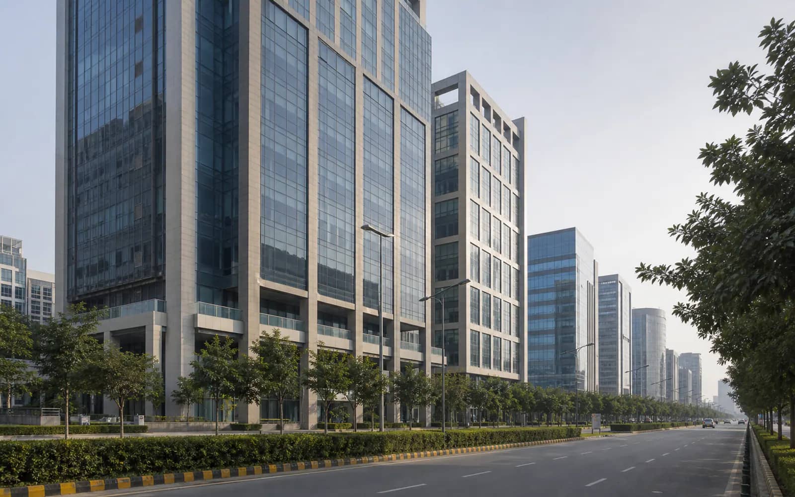 How to Evaluate an Office Lease in Noida: A Tenant's Decision Checklist